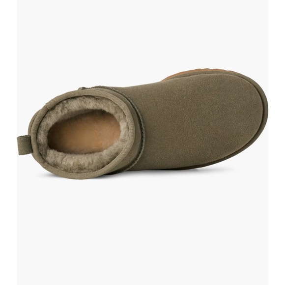 NIB Ugg Booties Moss Green - Picture 3 of 11
